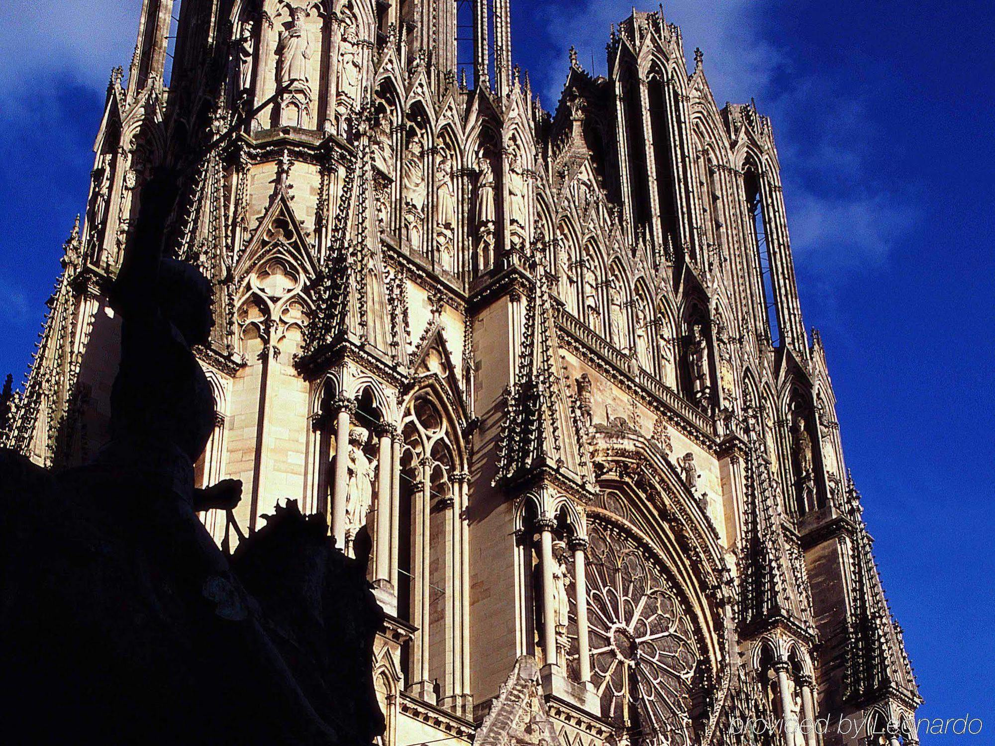 Ibis Reims Tinqueux Hotel Bagian luar foto