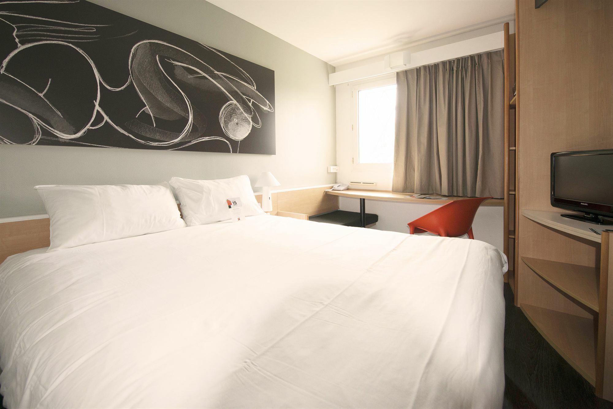 Ibis Reims Tinqueux Hotel Bagian luar foto