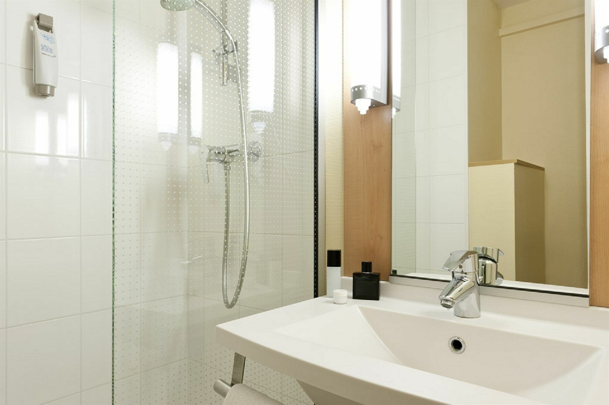 Ibis Reims Tinqueux Hotel Bagian luar foto