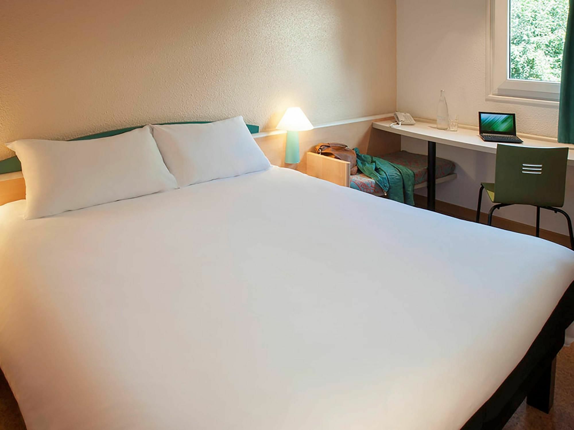 Ibis Reims Tinqueux Hotel Bagian luar foto